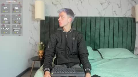 Nick  online show from February 18, 12:12 pm