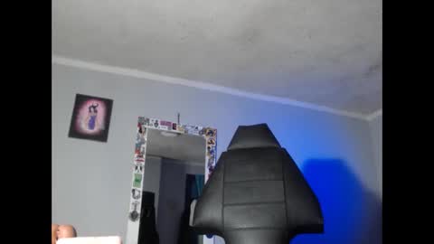 Nickhot0609 online show from January 25, 8:53 am