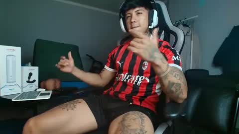 Nickhot0609 online show from September 15, 8:31 pm