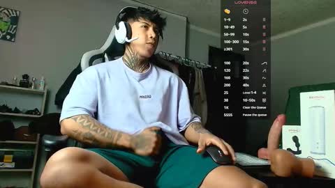 Nickhot0609 online show from September 24, 7:17 pm