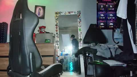 Nickhot0609 online show from November 24, 1:38 am