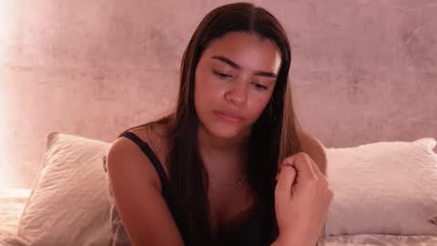 nicky and blake online show from December 20, 2:07 am