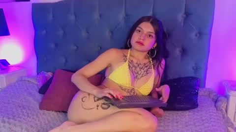Snapshot of nicky_as chatting on July 3, 8:10 am nicky_as online show from July 3, 8:10 am