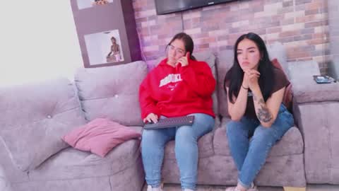 Snapshot of nicky_as chatting on July 8, 6:56 pm nicky_as online show from July 8, 6:56 pm
