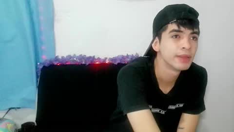 Snapshot of nico222025 chatting on February 2, 12:26 pm nico222025 online show from February 2, 12:26 pm