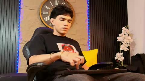 nico_monroet online show from April 28, 8:58 pm
