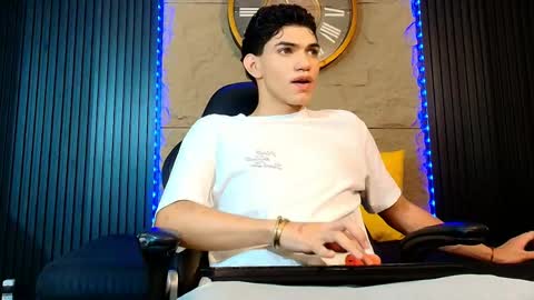 nico_monroet online show from April 30, 9:41 pm