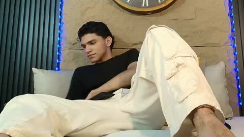 nico_monroet online show from May 28, 10:40 pm