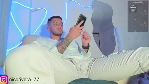 Snapshot of nico_rivera chatting on February 14, 4:53 am Nicolas online show from February 14, 4:53 am
