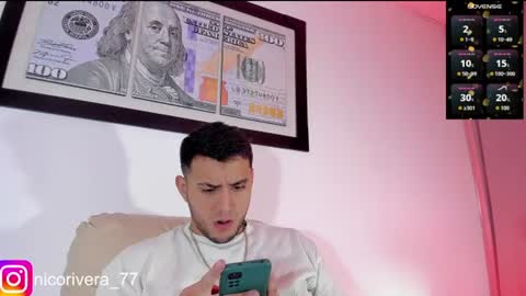 Snapshot of nico_rivera chatting on July 18, 12:09 pm Nicolas online show from July 18, 12:09 pm