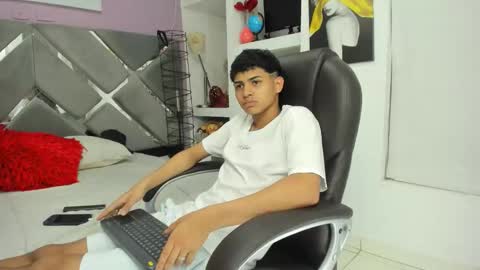 Snapshot of nico_viper_ chatting on March 22, 7:28 pm NICO online show from March 22, 7:28 pm