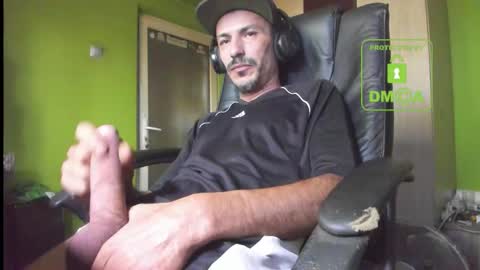 L. Nicolas online show from September 20, 5:19 am