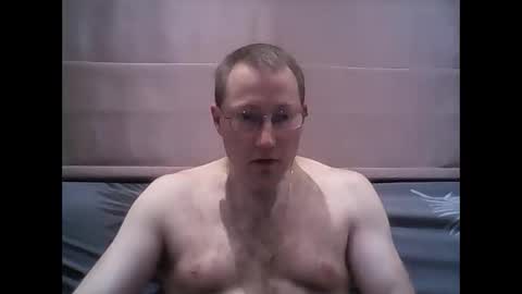 nicolaslapin87 online show from March 31, 7:03 pm