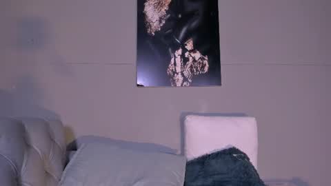 nicole_and_thiago1 online show from July 16, 10:27 pm