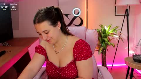 Nicole De Lux online show from June 30, 5:41 am