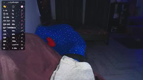 Kitty Nikki online show from April 18, 7:07 pm