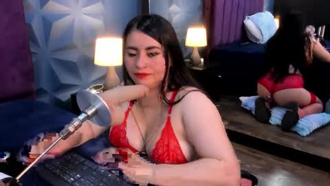 Nicole online show from April 7, 3:40 am