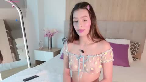 N A T A L I A online show from January 5, 10:46 pm