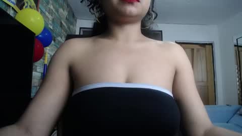 Snapshot of nicoleebon chatting on July 2, 6:58 pm Nicole online show from July 2, 6:58 pm