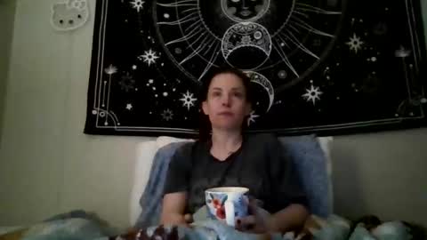 Snapshot of nicolegoodvibes00 chatting on February 15, 10:58 am Nicole online show from February 15, 10:58 am