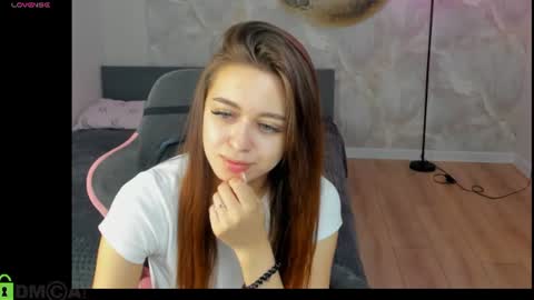 NicoleRossss online show from August 2, 2:10 am