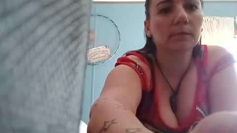 Snapshot of nicolescontent2025 chatting on April 9, 3:28 pm nicolescontent2025 online show from April 9, 3:28 pm