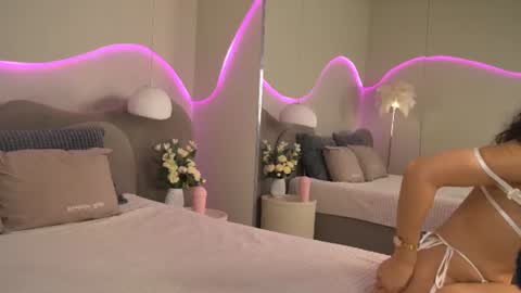 Snapshot of nicolespace chatting on July 17, 3:57 am Nicole Space online show from July 17, 3:57 am