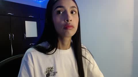 Nicole online show from February 23, 11:24 pm