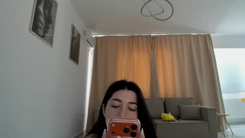 Nicolle online show from June 4, 7:03 am