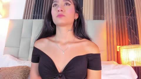 NICOL online show from April 7, 11:10 am