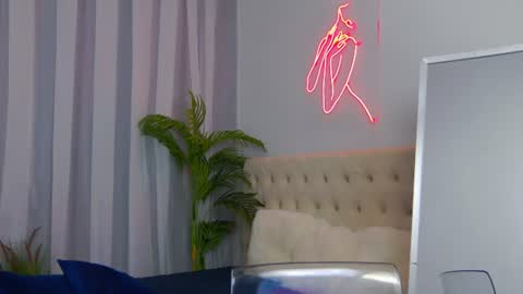Snapshot of nicolros chatting on July 8, 7:07 pm NicolRos online show from July 8, 7:07 pm