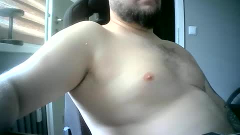 Niewidoczny online show from May 30, 2:14 pm