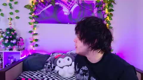 Snapshot of night_angell chatting on January 13, 11:04 am Night angel online show from January 13, 11:04 am