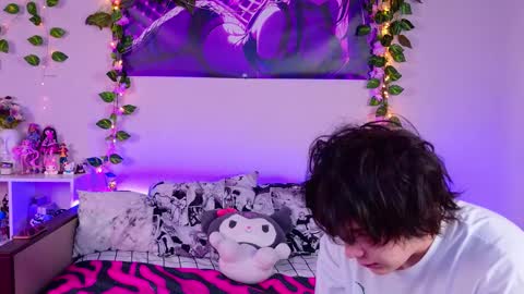 Snapshot of night_angell chatting on February 14, 9:17 am Night angel online show from February 14, 9:17 am