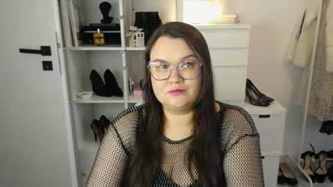 Holly online show from March 20, 7:57 am