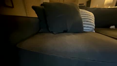 nightranger737 online show from February 24, 3:15 am