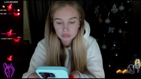 nigo_nika online show from January 12, 3:39 pm