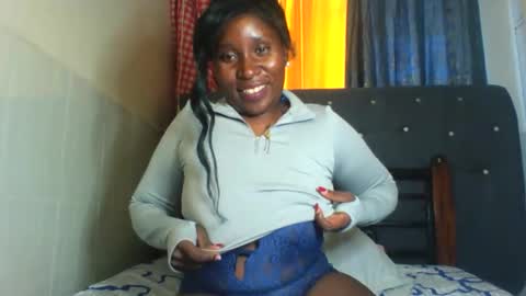 Snapshot of nihantracy chatting on March 29, 5:07 am Nihan tracy online show from March 29, 5:07 am