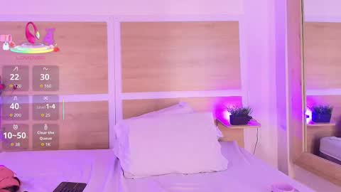 Call me Nicky online show from November 26, 8:10 pm