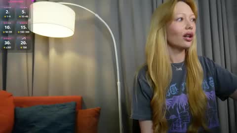 LIana online show from May 29, 9:13 pm