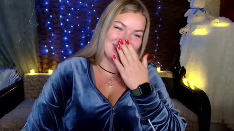 Snapshot of nikaskylink chatting on September 12, 7:47 pm Nika online show from September 12, 7:47 pm