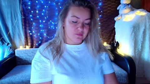 Snapshot of nikaskylink chatting on September 14, 2:44 am Nika online show from September 14, 2:44 am