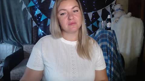 Snapshot of nikaskylink chatting on September 25, 5:00 am Nika online show from September 25, 5:00 am