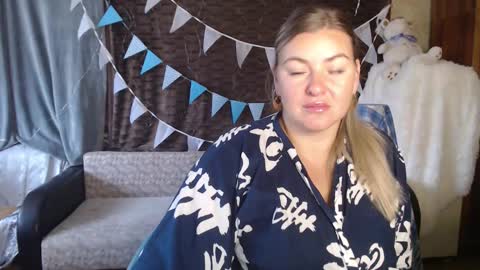 Snapshot of nikaskylink chatting on September 27, 3:55 am Nika online show from September 27, 3:55 am