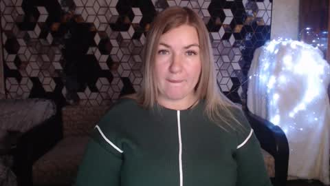 Snapshot of nikaskylink chatting on November 27, 8:11 pm Nika online show from November 27, 8:11 pm