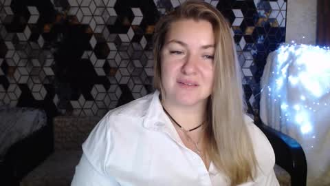 Snapshot of nikaskylink chatting on December 3, 8:18 pm Nika online show from December 3, 8:18 pm