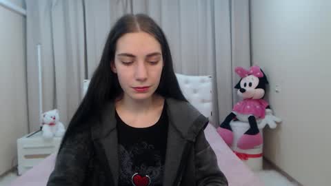 nikastarkk online show from February 15, 7:32 pm