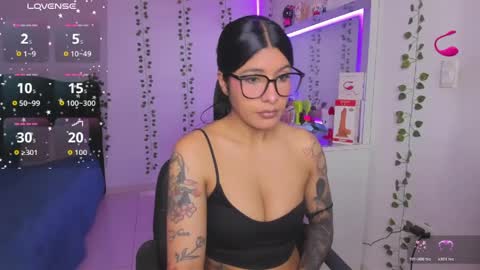 Niki online show from May 30, 5:43 pm