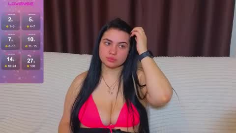 Nikki Kardashian online show from February 21, 11:21 pm