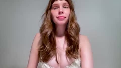 Snapshot of nikki_mi chatting on June 13, 10:02 am Nikki online show from June 13, 10:02 am